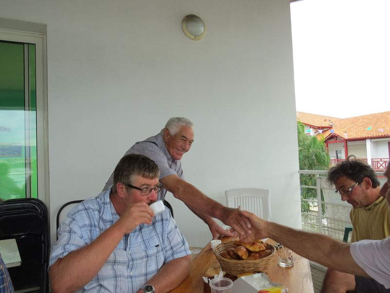 Cafés croissants06.JPG