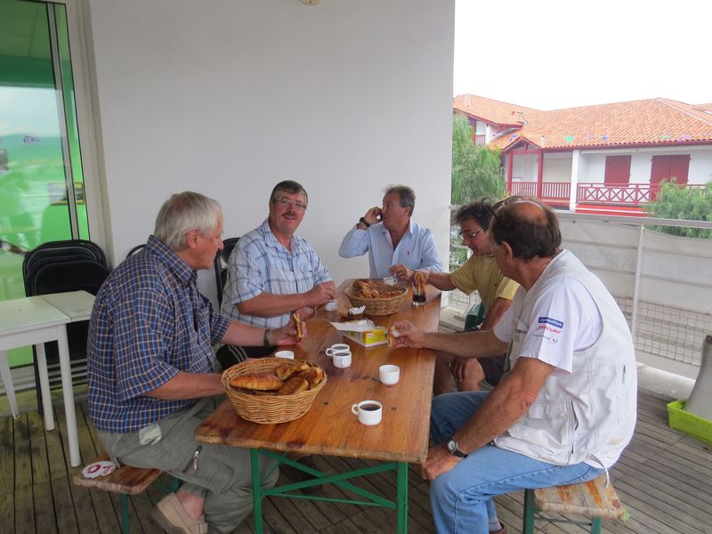 Cafés croissants09.JPG