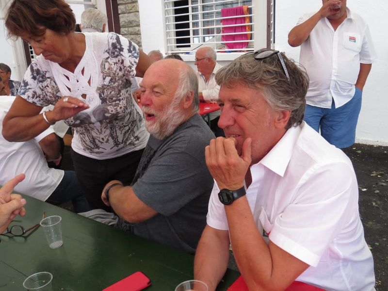 Discussions09.JPG